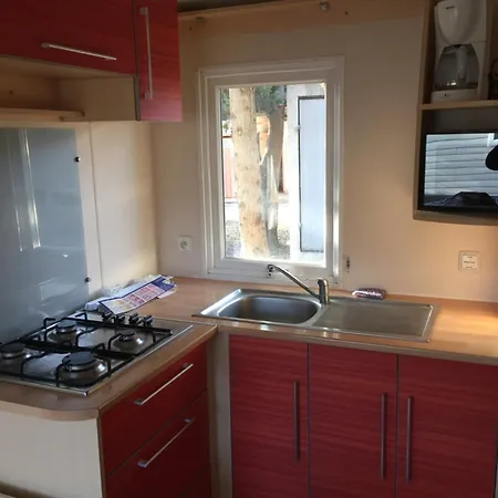 Campsite Le Clos Fleuri Vic-la-Gardiole