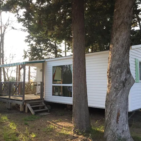 Campsite Le Clos Fleuri Vic-la-Gardiole